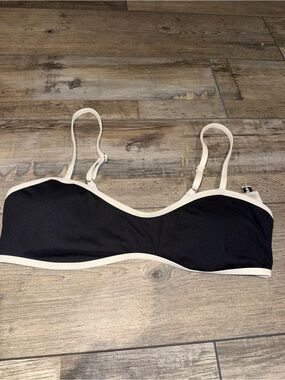 Dippin Daisys NWT Large Bikini top
